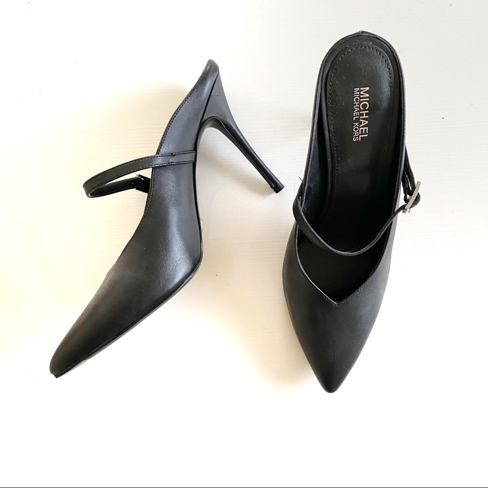 Michael Kors Tiegan Strap Heel in Black Size 8